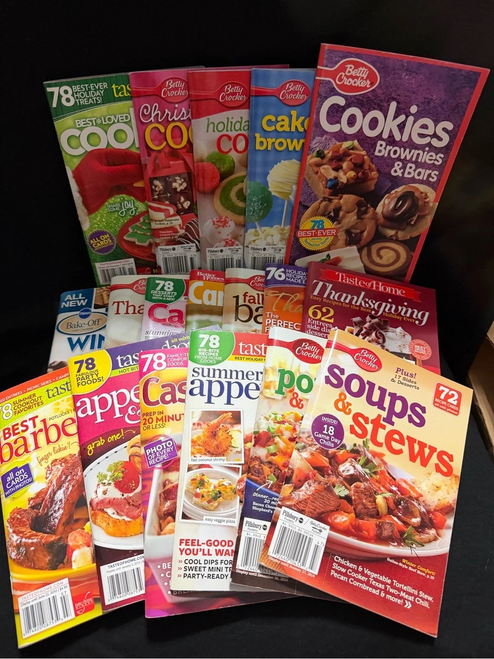Betty Crocker/ Taste of Home Assorted Cookbook Collection